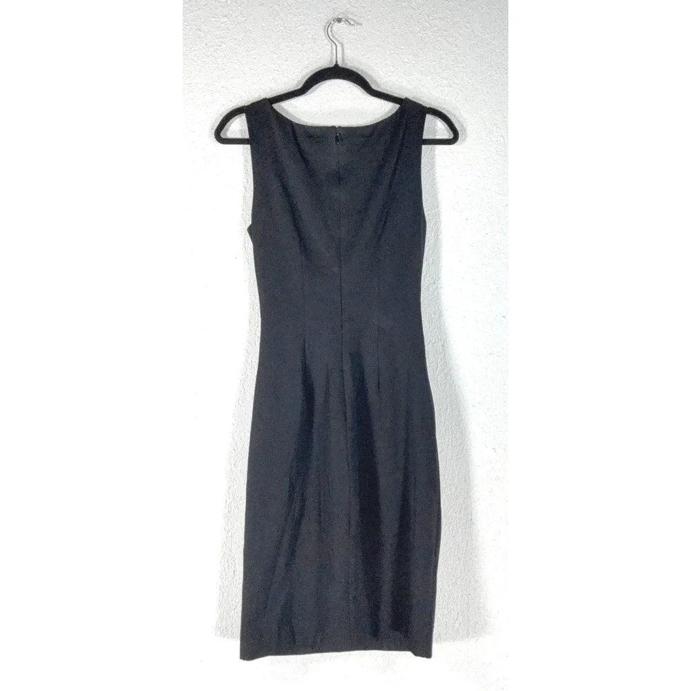 Cache #littleblackdress #cocktail